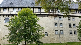 Burg Großfurra.jpg